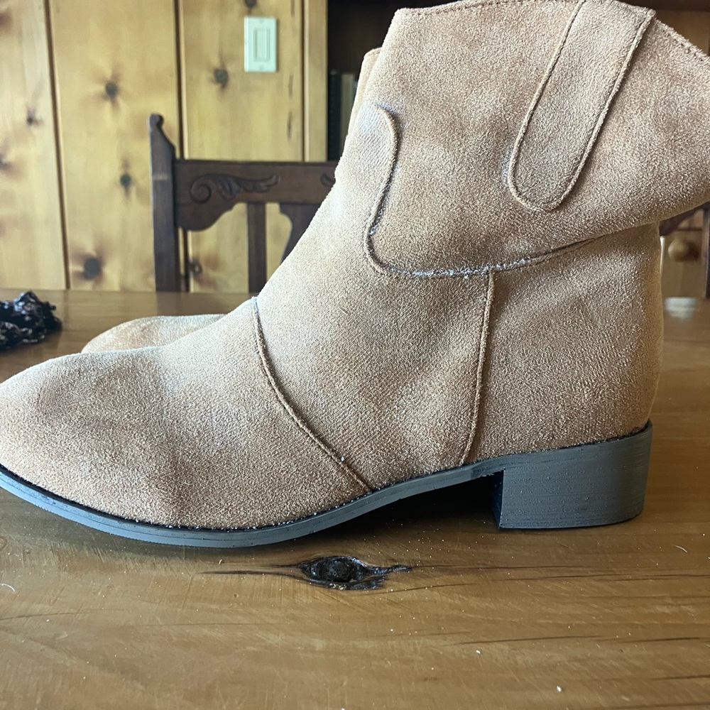 Women's Tan Suede Ankle Boots